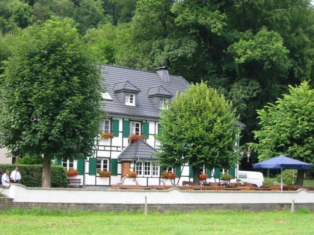 Wisskirchen Hotel & Restaurant Odenthal Εξωτερικό φωτογραφία
